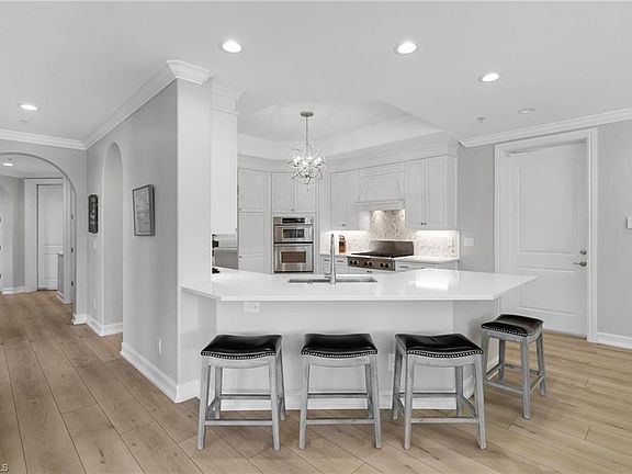 4th image of 17740 Via Bella Acqua CT #401