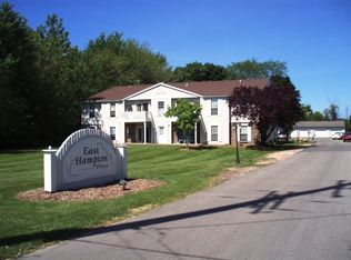 340 Country Club Rd APT 224, Holland, MI 49423