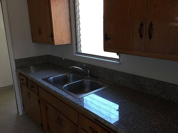 5th image of 3213 Perlita Ave