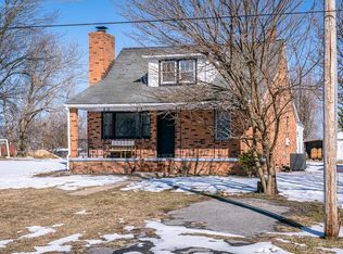 314 W Spring Ave, Elkton, VA 22827