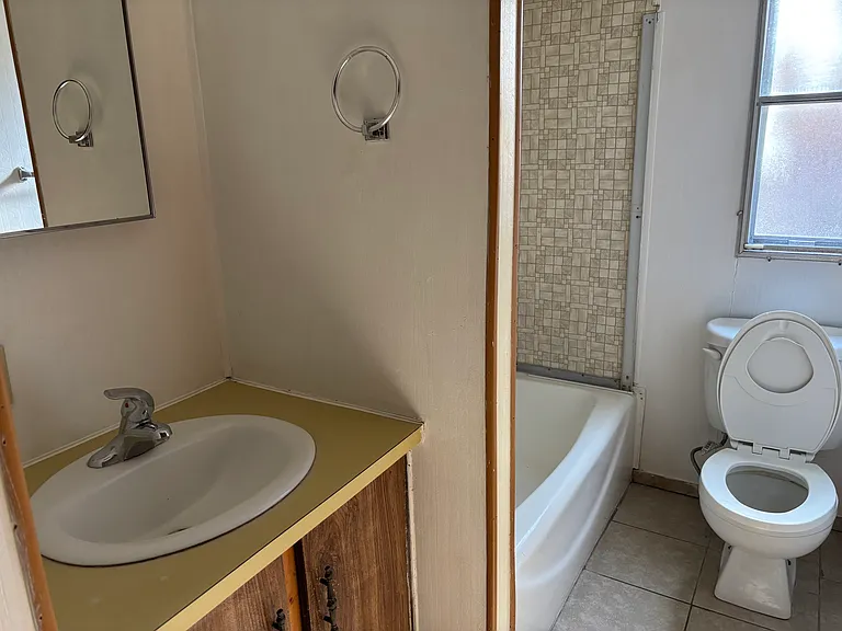 1 Tioga Cir — Photo 8
