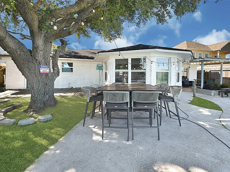 8010 Ocean Dr — Photo 23