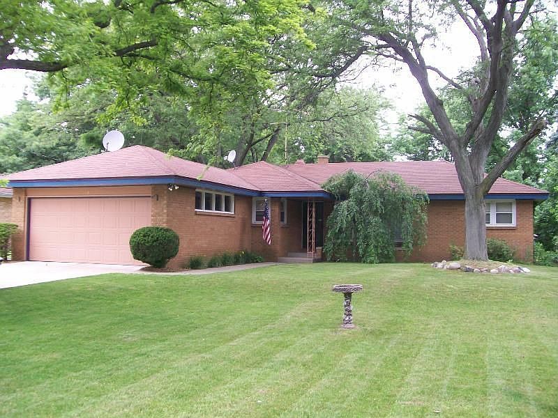 1st image of 163 W 35th St