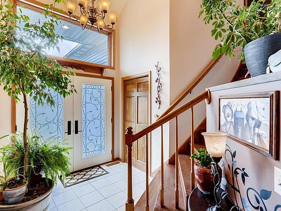 4th image of 13947 Eidelweiss St NW