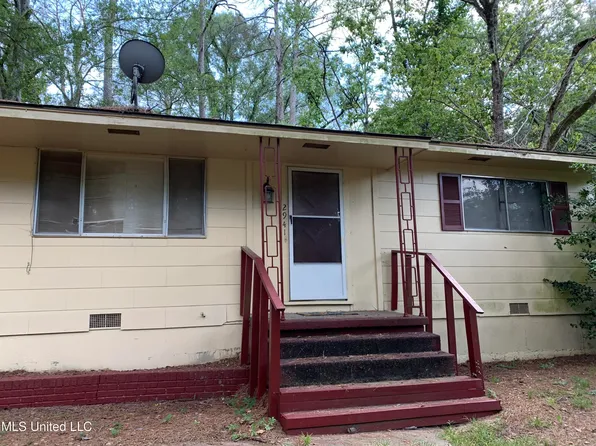 2941 Sheila Dr, Jackson, MS 39209