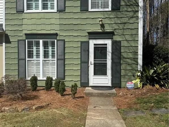2907 Queen Anne Ct, Sandy Springs, GA 30350