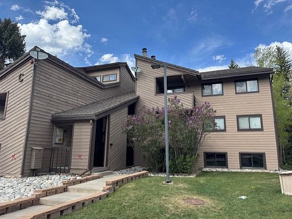2nd image of 1050 W Beaver Creek Blvd