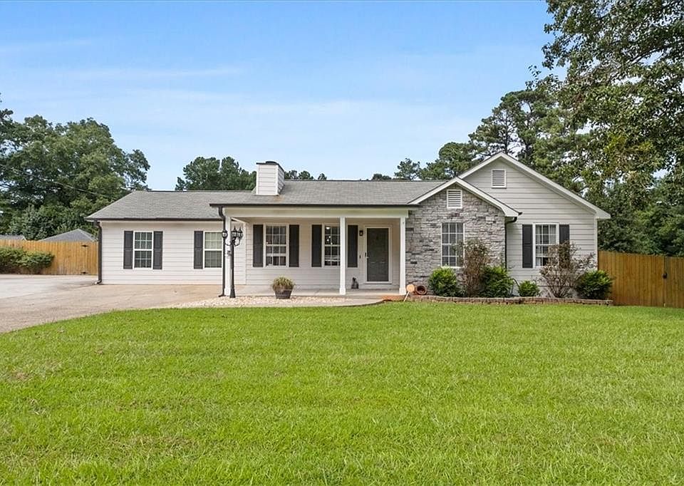 1st image of 4442 Lamar Dr