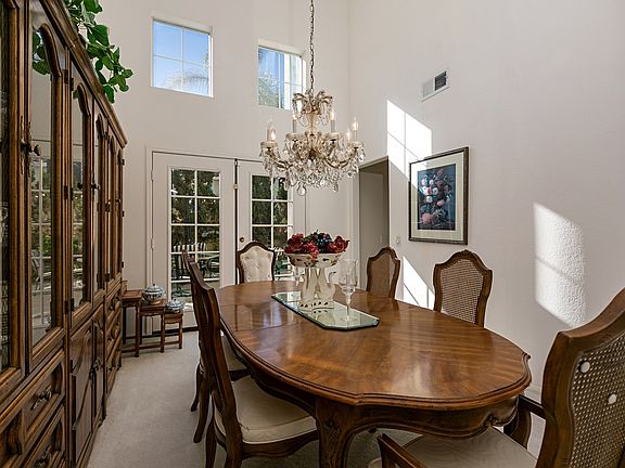5th image of 5029 Caspian Dr