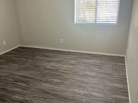 4th image of 4416 N 35th Ave APT 209