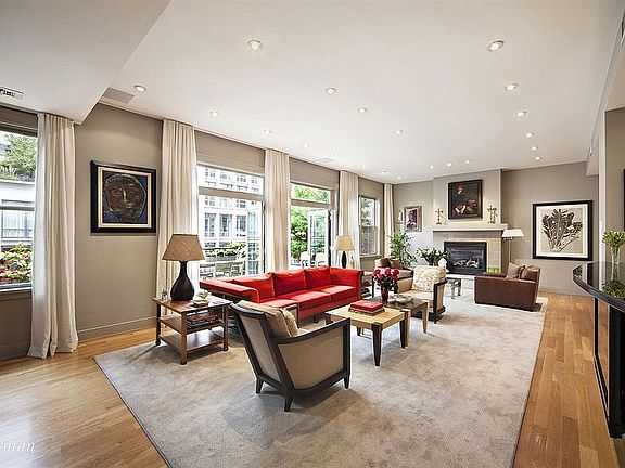 5th image of 136 W 22nd St #Penthouse 1