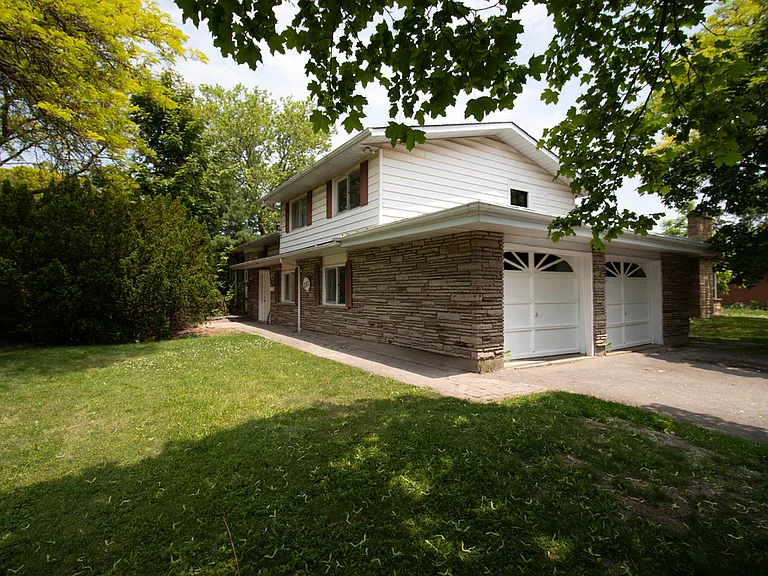 355 Glenridge Ave — Photo 1