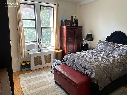 Rented by Sotheby's International Realty | media 6