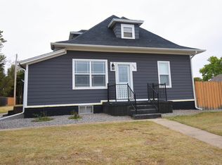 204 Arapahoe St, Schoenchen, KS 67667