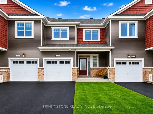 225 Billrian Cres, Ottawa, ON K2S 3A5