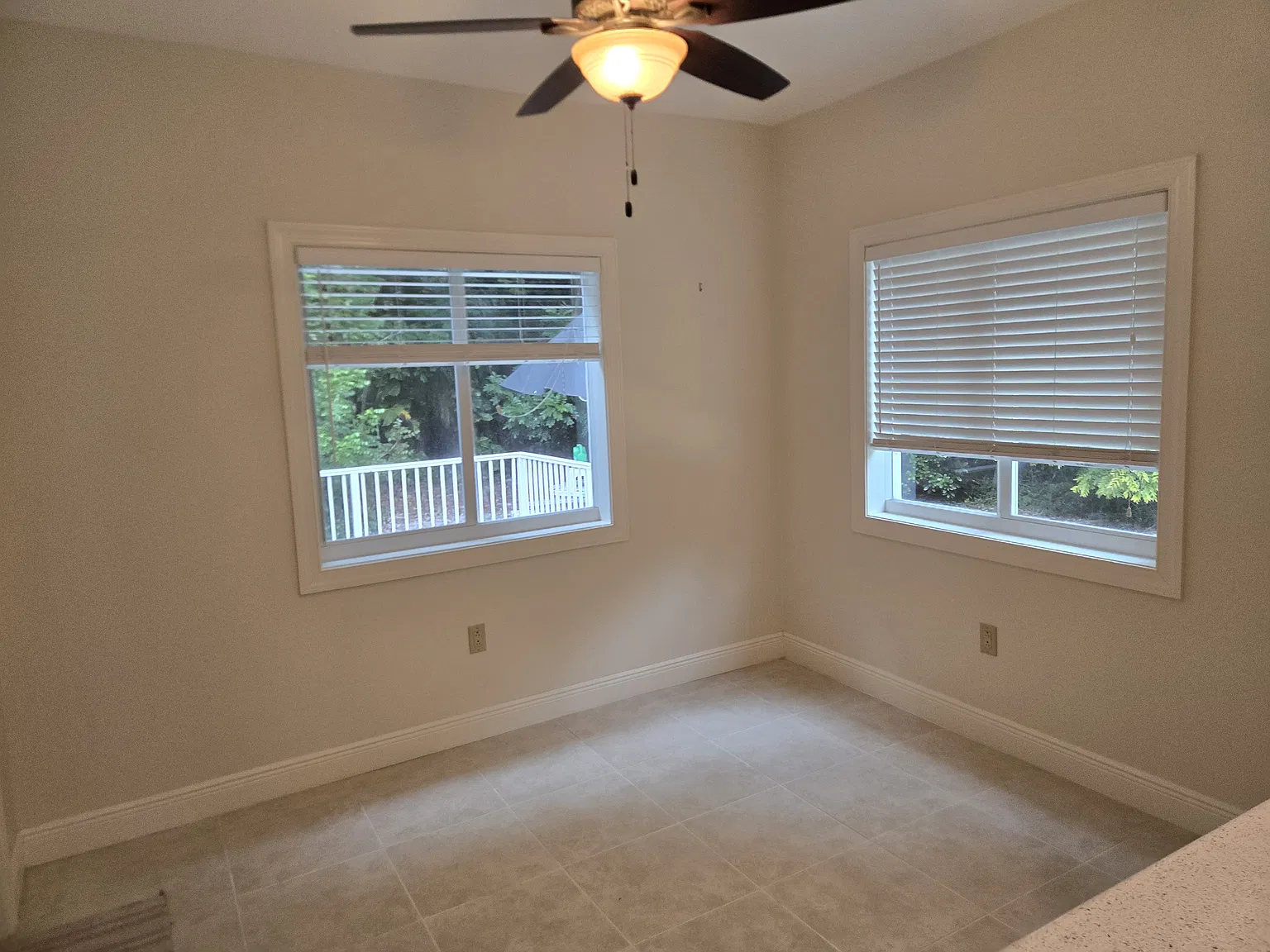 3 bed, 1332 sqft, $3,200 — Photo 2