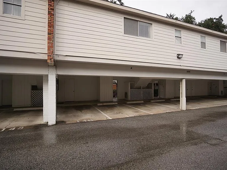 2595 Marilee Ln #4 — Photo 12
