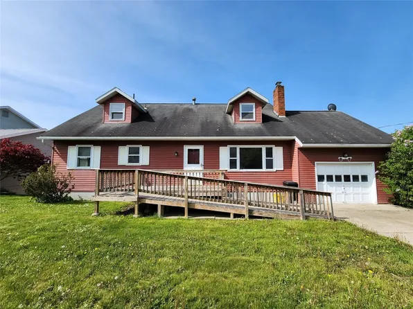 18 Eric Dr, Johnson City, NY 13790