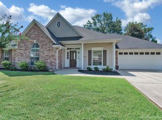 411 Grand Oaks Dr, Shreveport, LA 71106