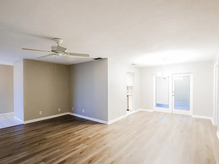 12695 Westport Cir — Photo 5