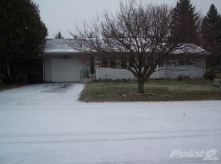 206 W 6th St, Cyrus, MN 56323