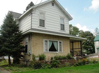 649 N Center St, Corry, PA 16407