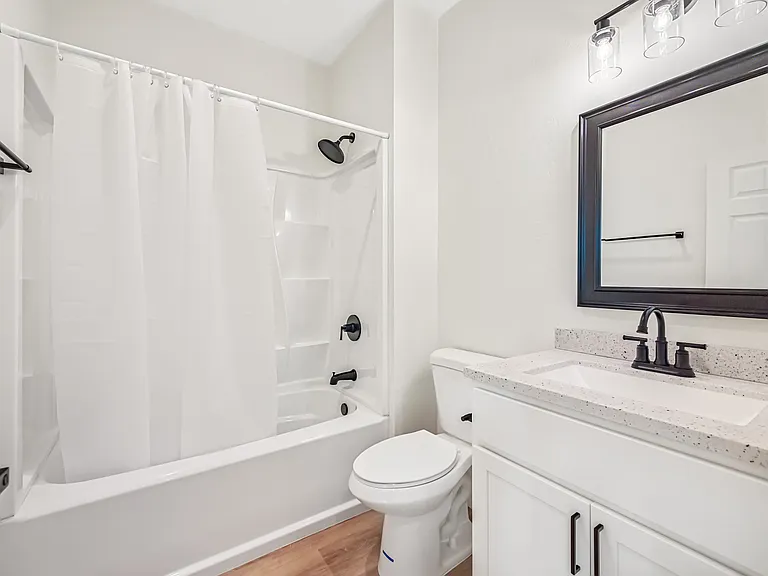 5505 W Palmaire Ave #4 — Photo 17