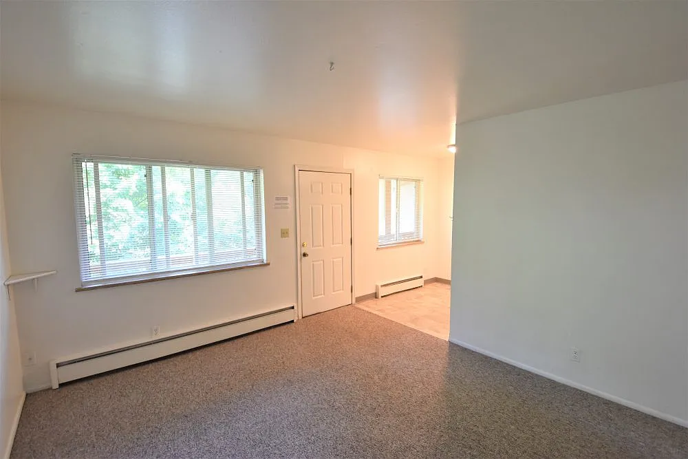 1 bed, $1,185 — Photo 2