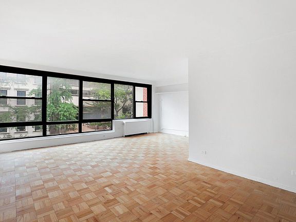 2nd image of 166 E 61st St APT 3A