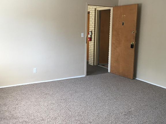 2nd image of 3333 Epworth Ave APT 14