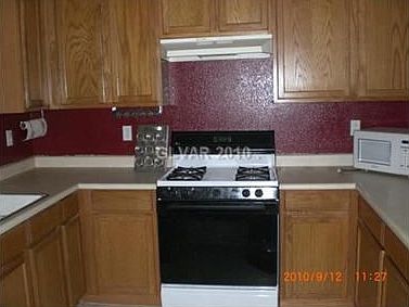 4th image of 4634 Rockpine Dr