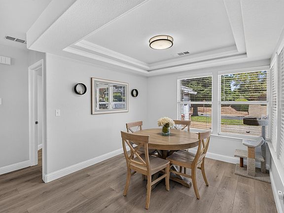 5th image of 6153 Kenneth Oak Way