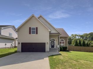 3717 Suiter Rd, Clarksville, TN 37040