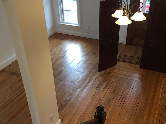 2nd image of 100 Woodlawn Ave #1