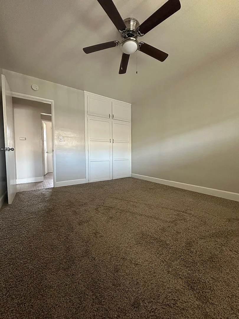 LAST 1 Bedroom/ 1 Bathroom Apartment Available! — Photo 3