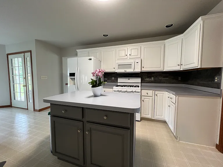 41 Penzance Rd — Photo 5