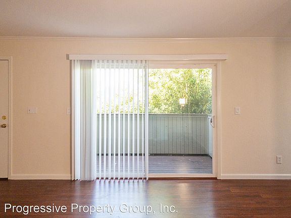 4th image of 801 Meadowsweet Dr #11042997