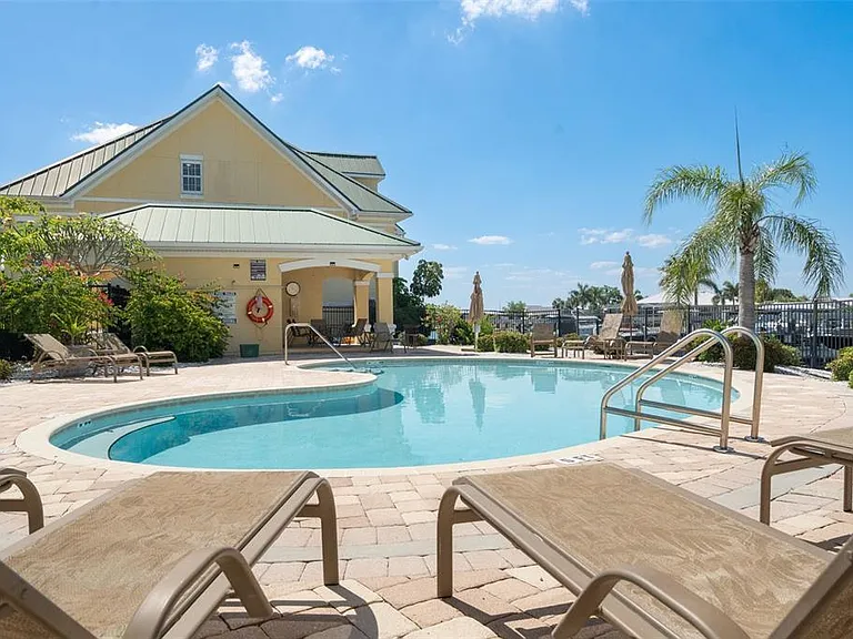 6420 Sunset Bay Cir — Photo 49