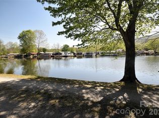 91 Mallard Loop, Waynesville, NC 28785
