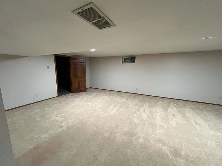 XL finished basement