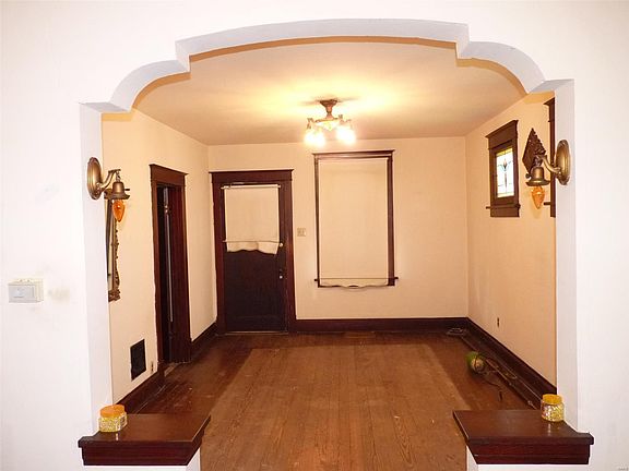 2nd image of 772 Pardella Ave