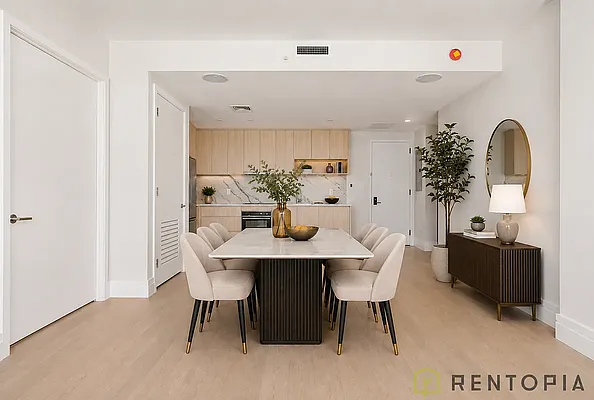 Dining area, photo 1