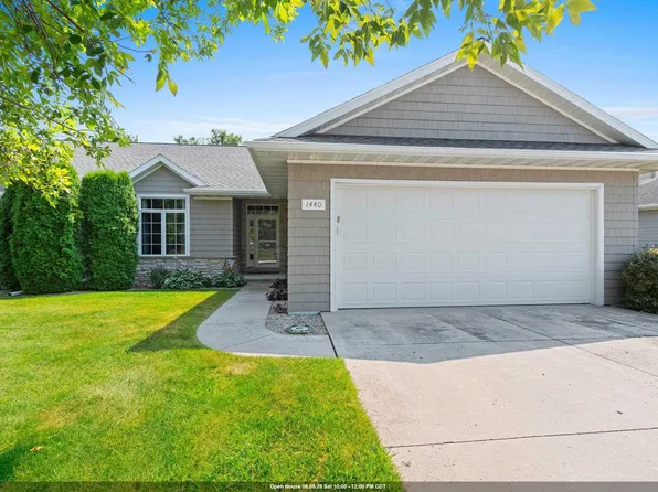 1440 Rushmore Cir, De Pere, WI 54115