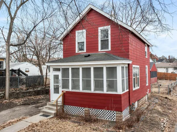 986 Carroll Ave, Saint Paul, MN 55104