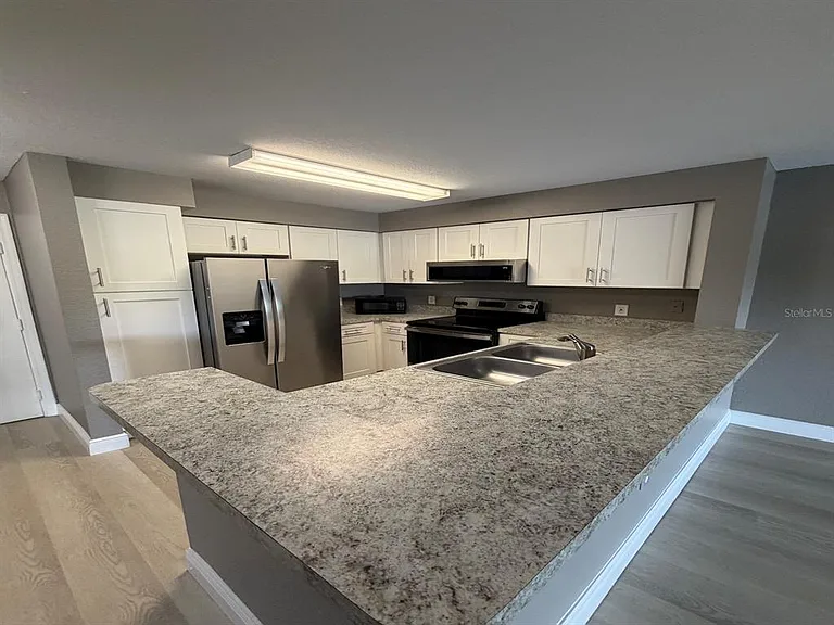13803 Fairway Island Dr #1632 — Photo 3