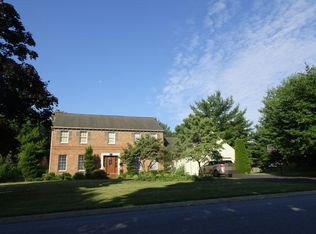 558 Randolph Dr, Lititz, PA 17543