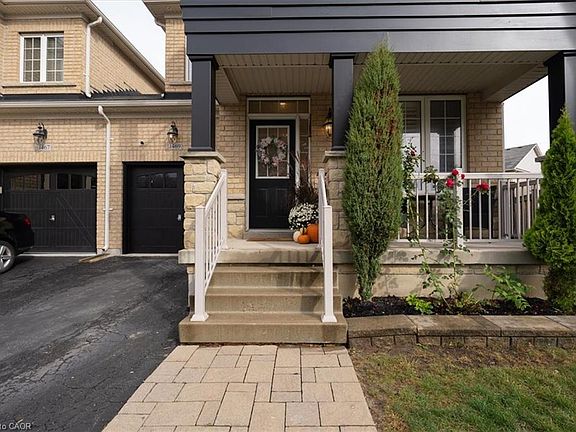 3rd image of 1469 Haws Cres