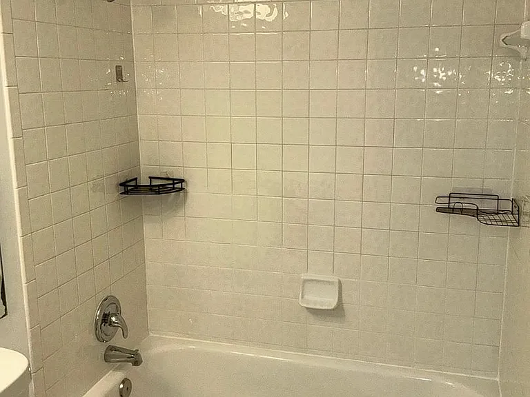20520 Strath Haven Dr — Photo 16