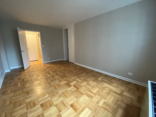 Rented by UES Management | media 3