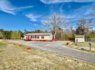 7013 Henderson Rd, Stony Creek, VA 23882